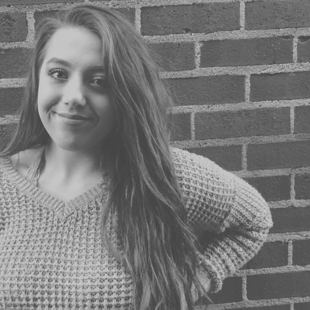 Meet your Posher, Lesly